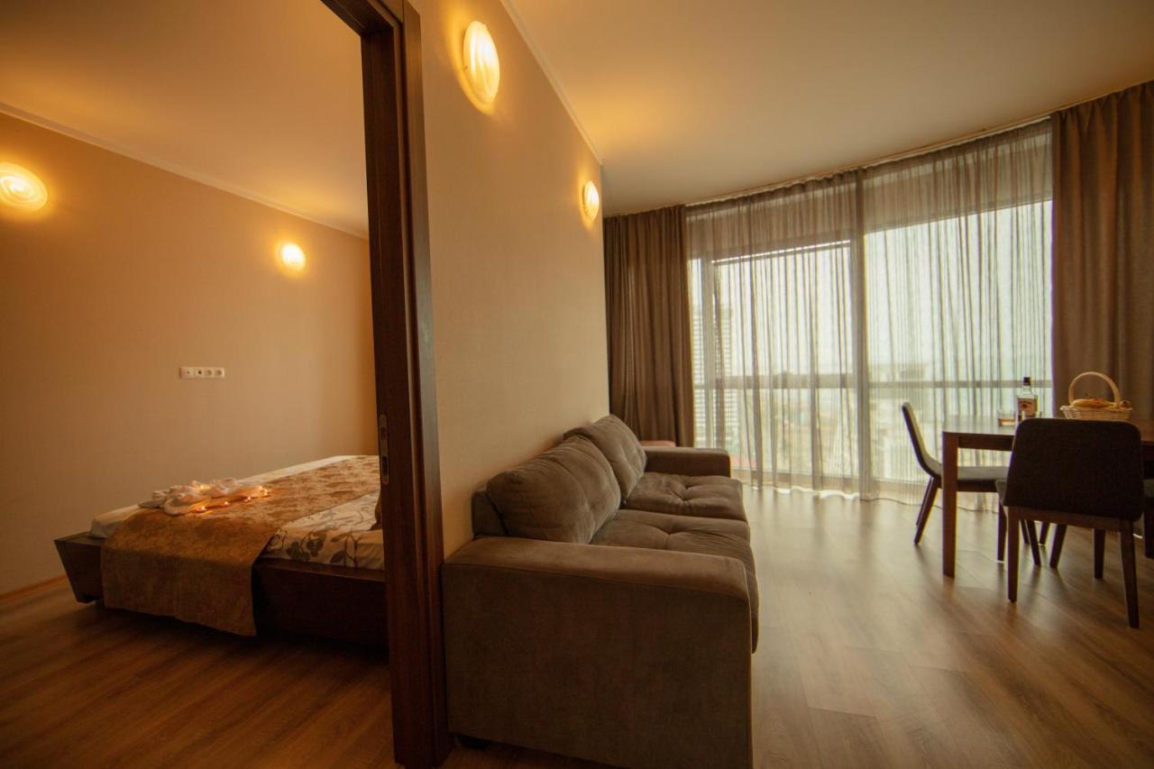 Tower Apartments באטומי מראה חיצוני תמונה