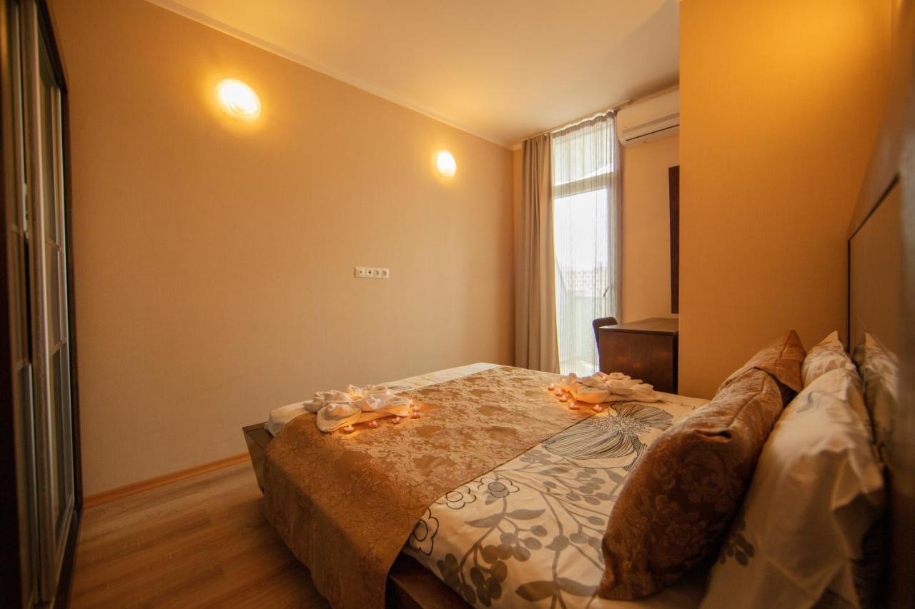 Tower Apartments באטומי מראה חיצוני תמונה