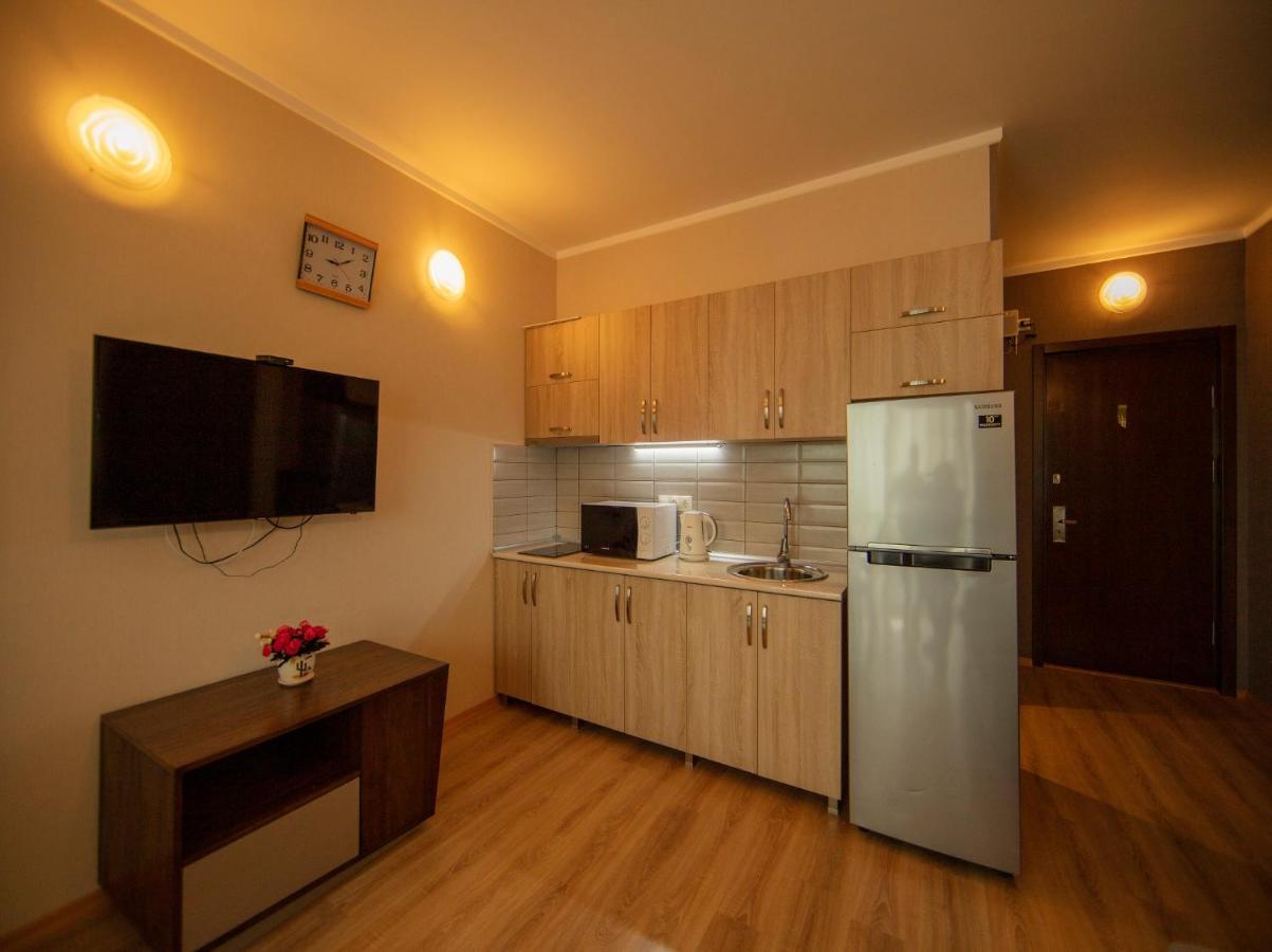 Tower Apartments באטומי מראה חיצוני תמונה