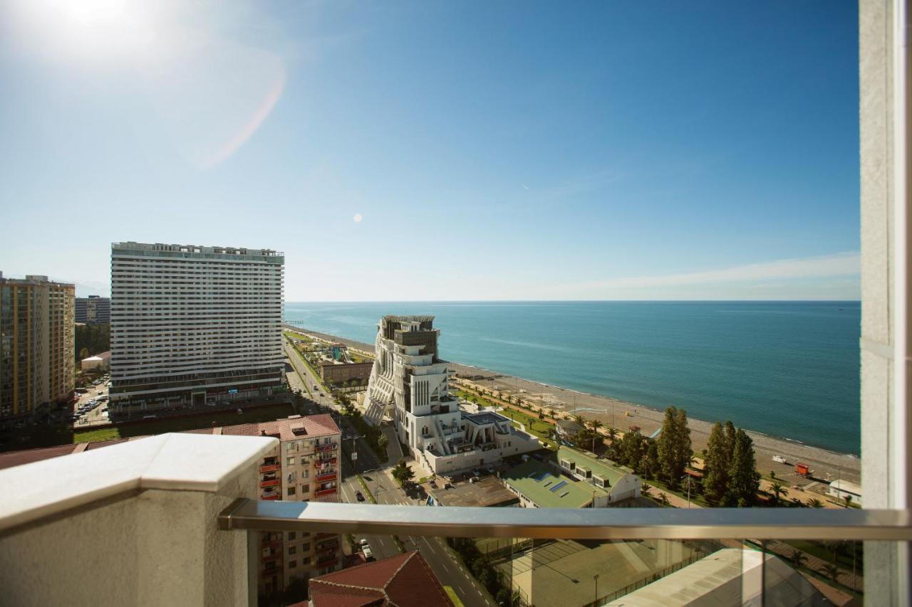 Tower Apartments באטומי מראה חיצוני תמונה