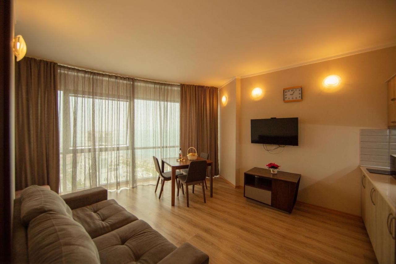 Tower Apartments באטומי מראה חיצוני תמונה