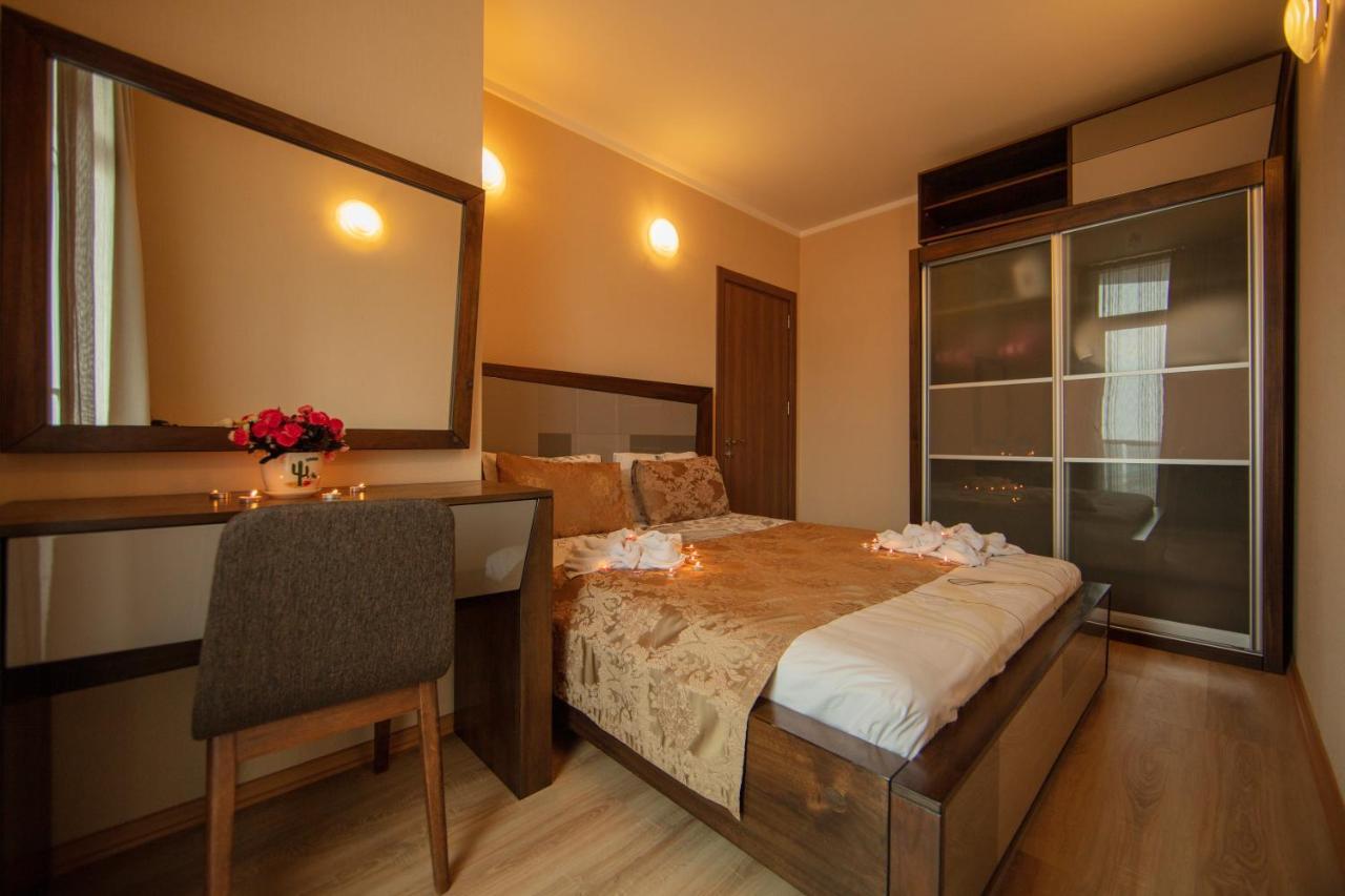 Tower Apartments באטומי מראה חיצוני תמונה