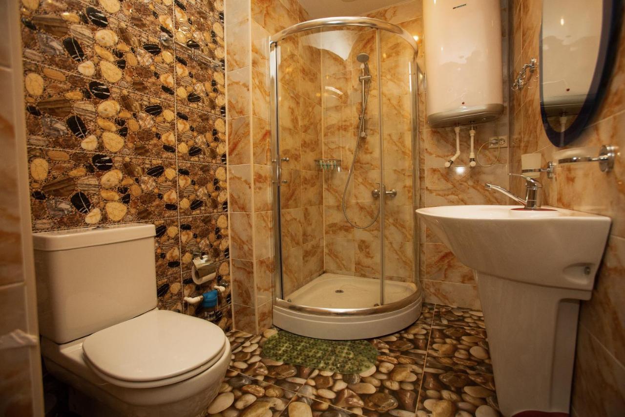 Tower Apartments באטומי מראה חיצוני תמונה