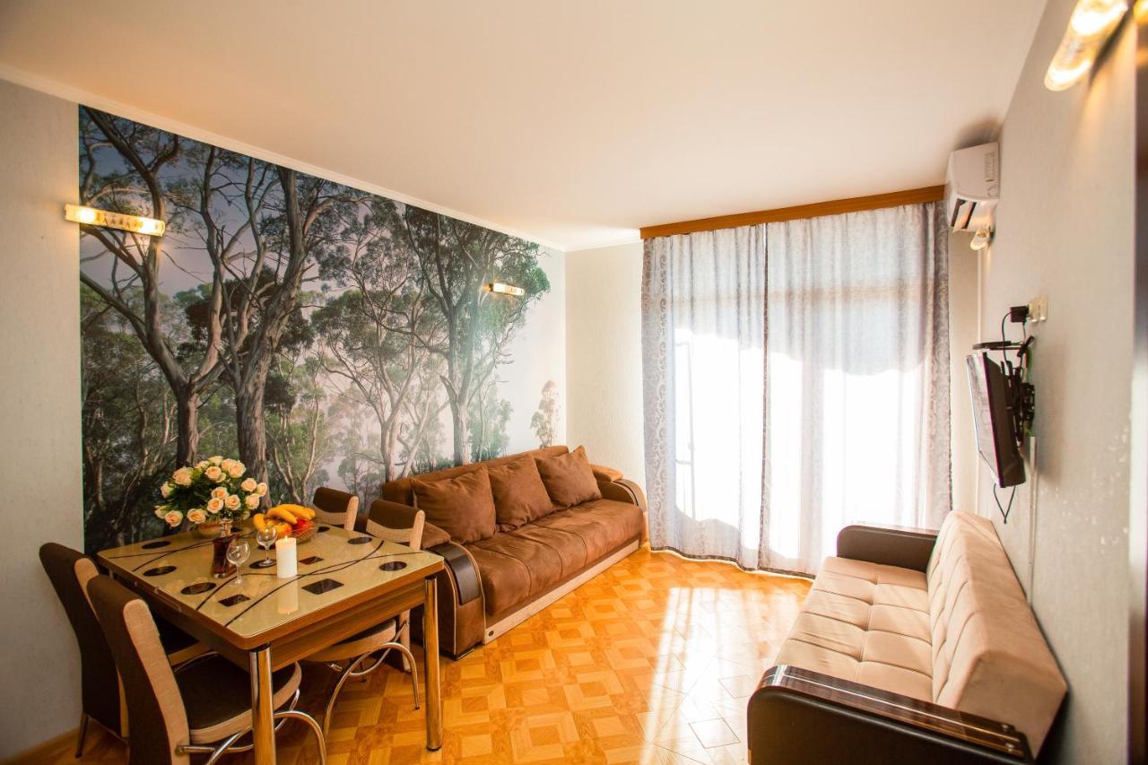 Tower Apartments באטומי מראה חיצוני תמונה
