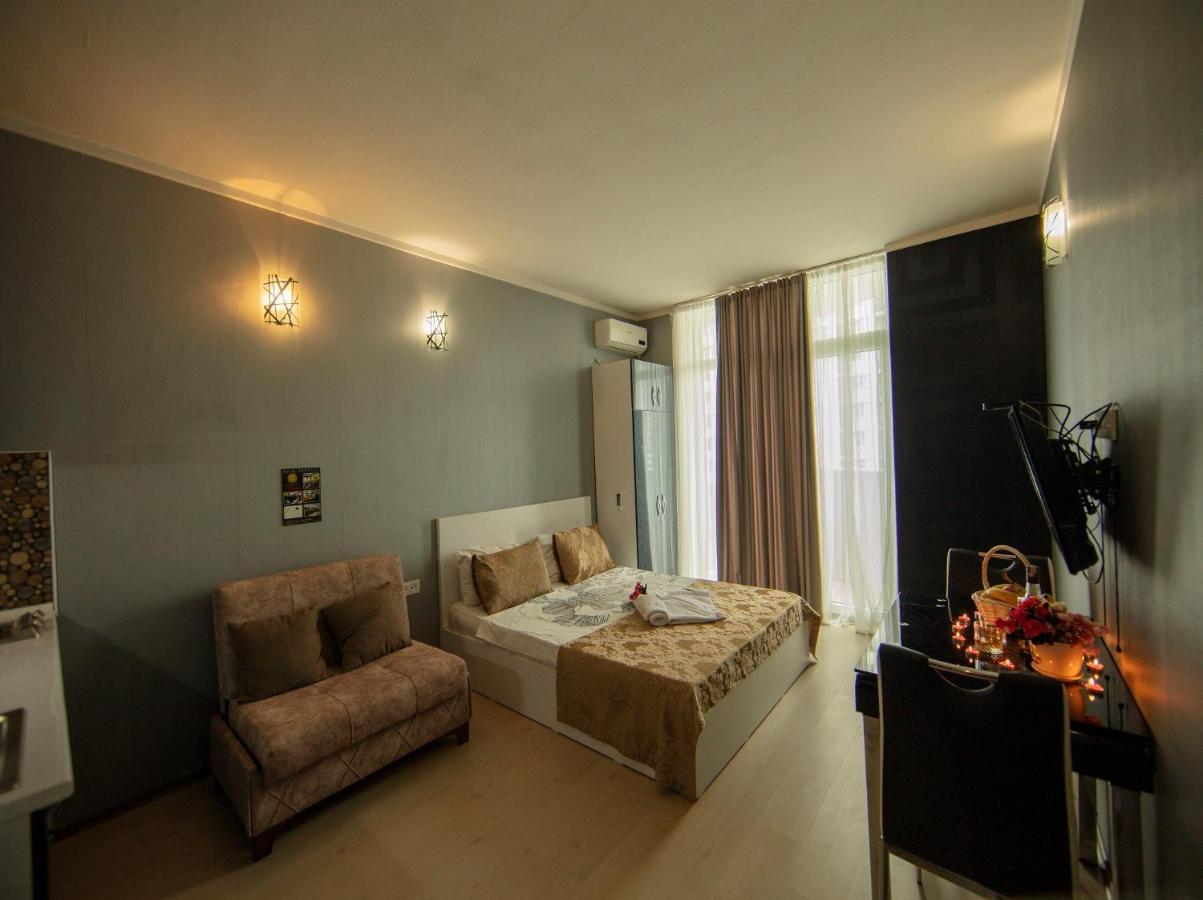 Tower Apartments באטומי מראה חיצוני תמונה