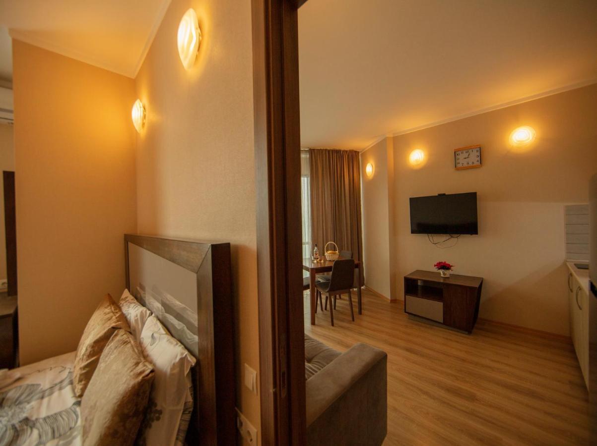Tower Apartments באטומי מראה חיצוני תמונה
