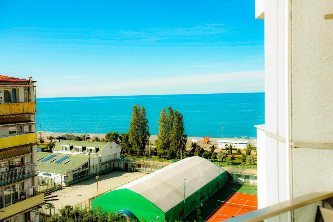 Tower Apartments באטומי מראה חיצוני תמונה